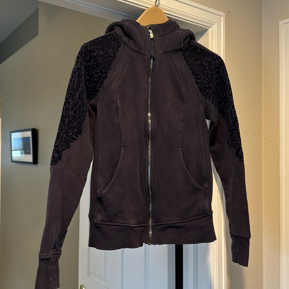 Scuba Hoodie SE Velvet Embellished